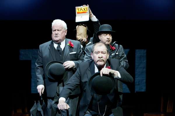 Photo Flash: Citizens Theatre Welcomes Back TRAVELS WTH MY AUNT Image