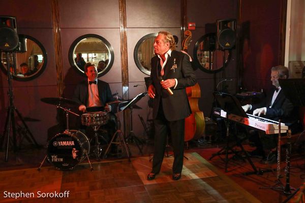Photo Coverage: Gianni Russo And Band Hit Big At Le Cirque Image