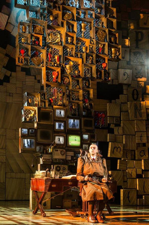 Photo Flash: Fresh Maggots! First Look at the New Cast of MATILDA Image