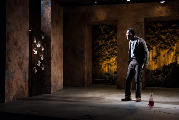 Photo Flash: First Look at SEVEN SPOTS ON THE SUN at Rattlestick Playwrights Theater Image