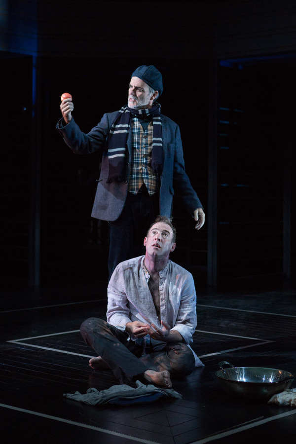 Photo Flash: First Look at Ian Merrill Peakes and More in TIMON OF ATHENS at Folger Theatre Image