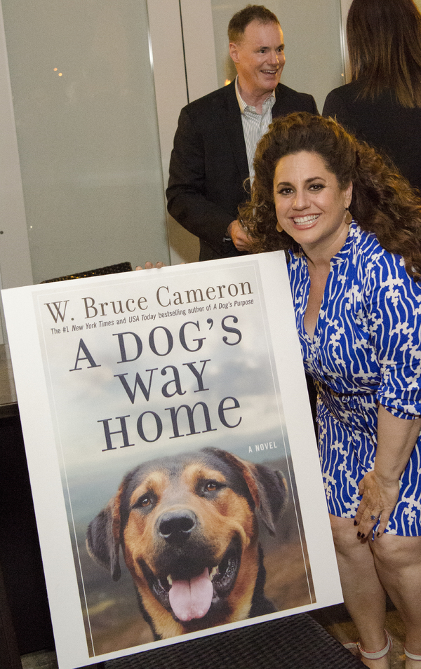 Photo Flash: W.Bruce Cameron Celebrates the Release of A DOG'S WAY HOME Image