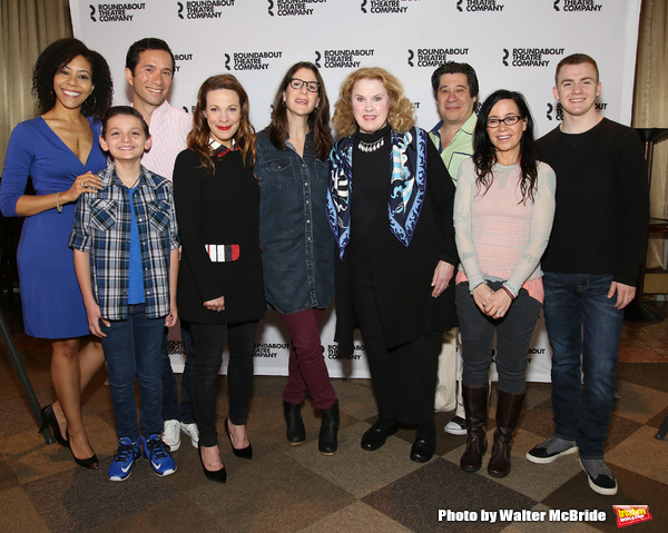 FREEZE FRAME: Meet the Cast of MARVIN'S ROOM on Broadway! Image