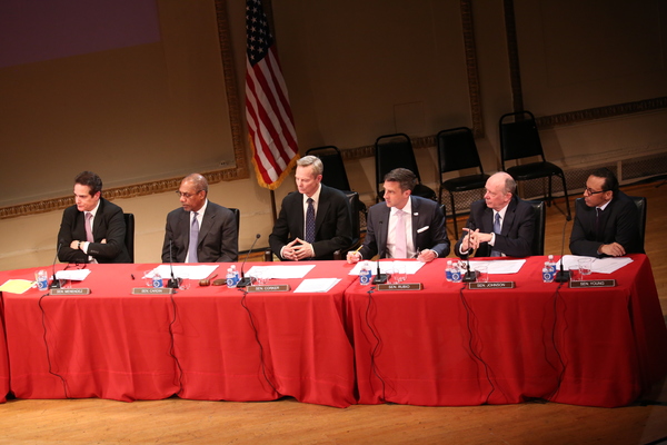 Photo Flash: Alec Baldwin, Ellen Burstyn, Raul Esparza and More Bring Trump Hearings to the Stage in ALL THE PRESIDENT'S MEN? at Town Hall Image