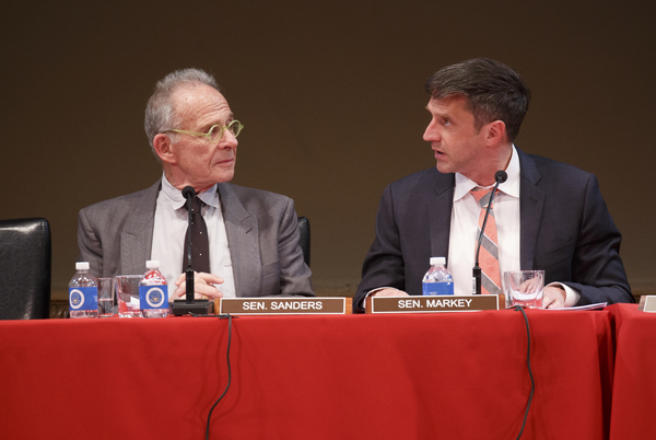 Photo Flash: Alec Baldwin, Ellen Burstyn, Raul Esparza and More Bring Trump Hearings to the Stage in ALL THE PRESIDENT'S MEN? at Town Hall Image