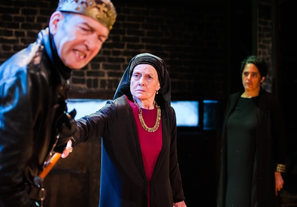 Photo Flash: First Look at Greg Hicks in RICHARD III, Opening Tonight at the Arcola Image