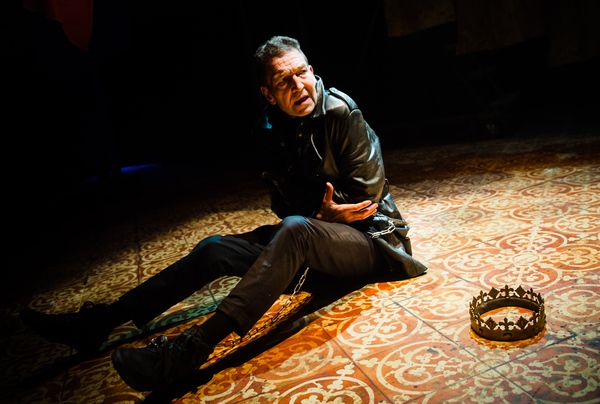 Photo Flash: First Look at Greg Hicks in RICHARD III, Opening Tonight at the Arcola Image