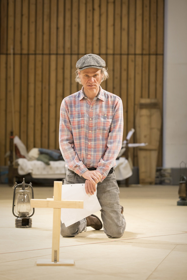 Photo Flash: In Rehearsal with Anne-Marie Duff, Cush Jumbo and More for COMMON at the National Theatre Image