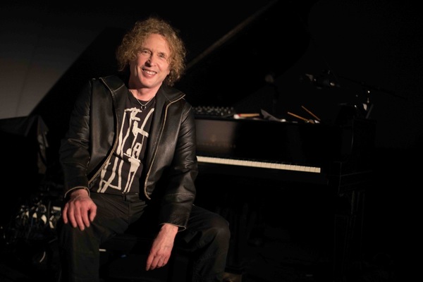 Photo Flash: Peter Manning Robinson's Refractor Piano Concert 