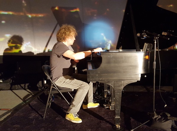 Photo Flash: Peter Manning Robinson's Refractor Piano Concert 