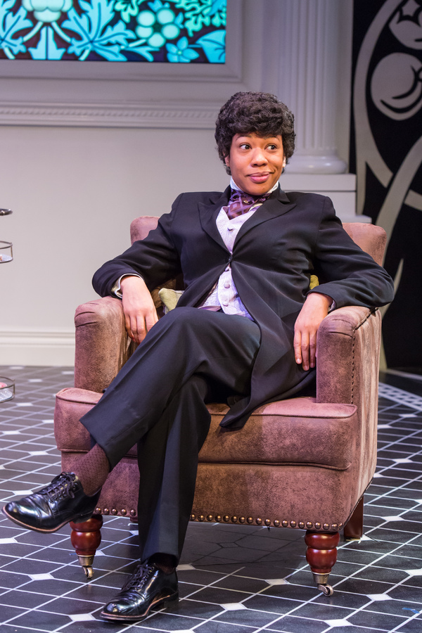 Photo Flash: THE IMPORTANCE OF BEING EARNEST at Artists Rep Image