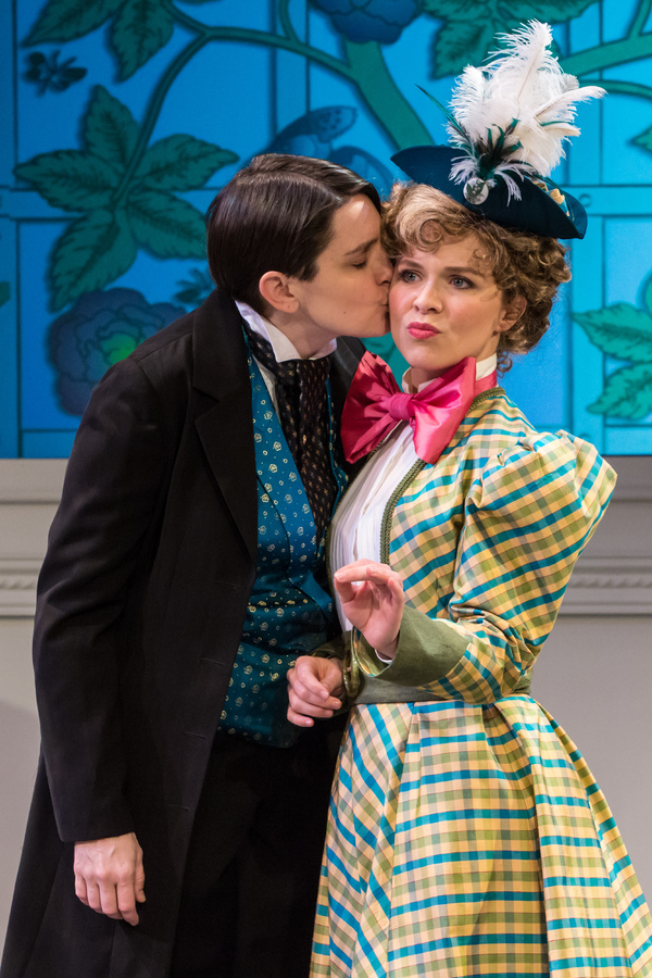 Photo Flash: THE IMPORTANCE OF BEING EARNEST at Artists Rep Image