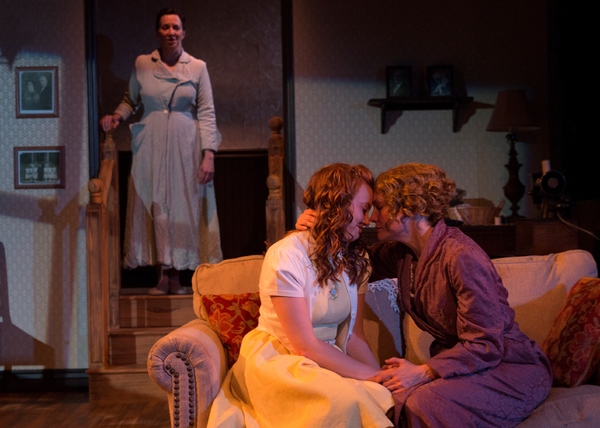 Photo Flash: First Look at BRIGHTON BEACH MEMOIRS at Act II Playhouse Image
