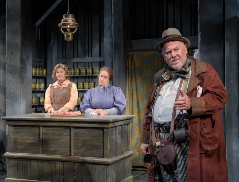 BWW Reviews: CRIPPLE OF INISHMAAN an Irresistibly Sublime Black Comedy BWW Reviews: CRIPPLE OF INISHMAAN an Irresistibly Sublime Black Comedy