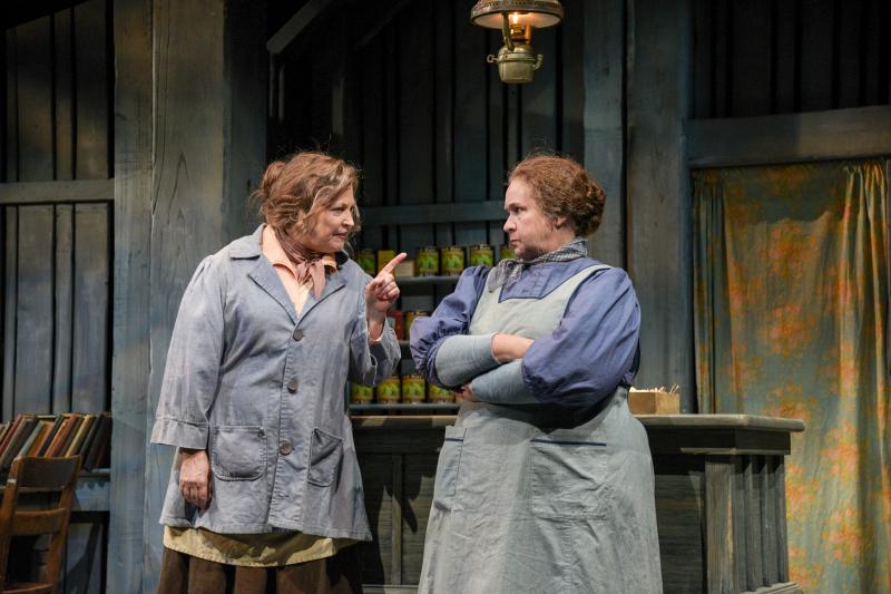 BWW Reviews: CRIPPLE OF INISHMAAN an Irresistibly Sublime Black Comedy BWW Reviews: CRIPPLE OF INISHMAAN an Irresistibly Sublime Black Comedy