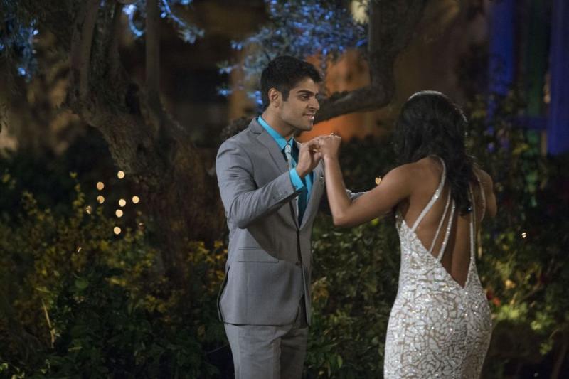 BWW Recap: Patti Murin Reacts to the Historic BACHELORETTE Season Premiere Image