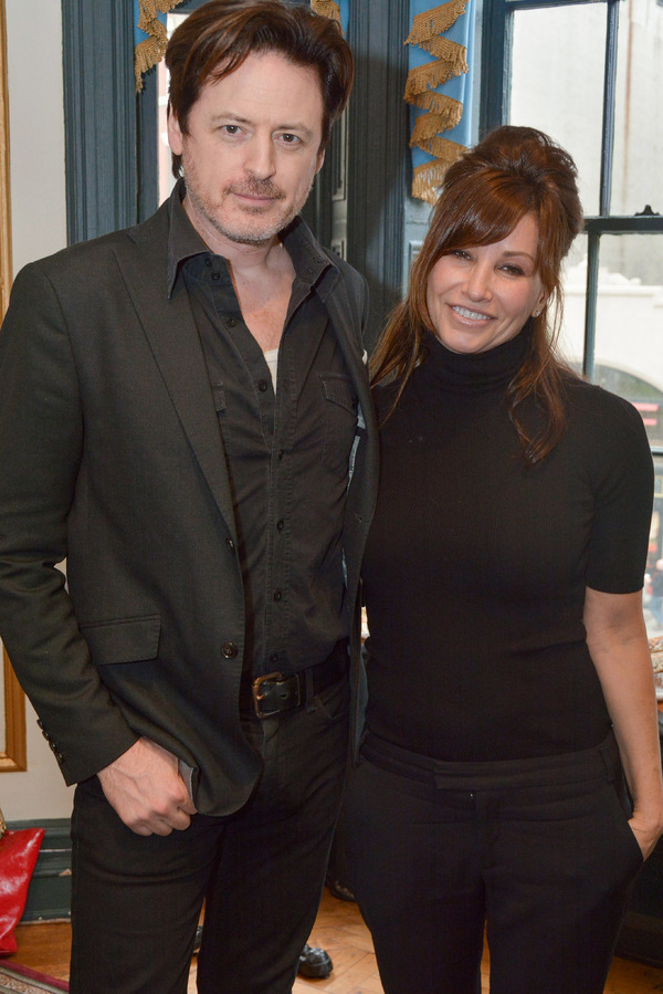 Photo FLASH: Gina Gershon, Rachel Dratch, and More Join in CELEBRITY AUTOBIOGRAPHY Image