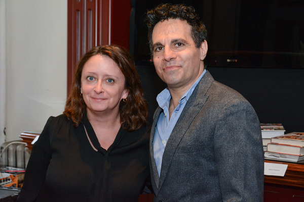 Photo FLASH: Gina Gershon, Rachel Dratch, and More Join in CELEBRITY AUTOBIOGRAPHY Image