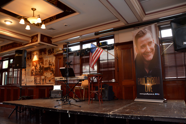 Photo Coverage: Paul Byrom Kicks off SUMMER FROM DUBLIN Tour at Rory Dolan's Image