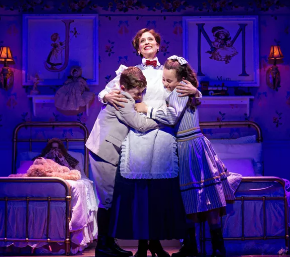 Interview: Elena Shaddow Takes Flight in Paper Mill's MARY POPPINS! Image