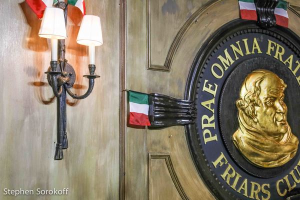Photo Coverage: Lisa Lampanelli, Dominic Chianese & Others Featured At Friars Club's BELLA NOTTE Image
