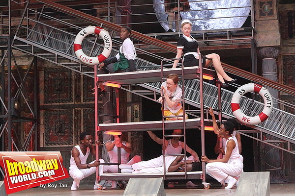 BWW Exclusive! Photo Flash: Shakespeare's Globe presents TWELFTH NIGHT Image