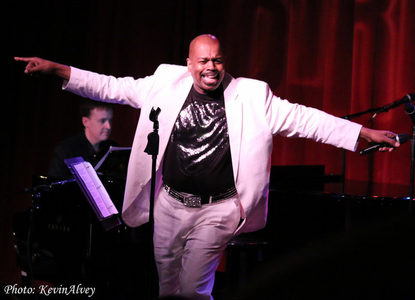 Photo Flash: Glenn Close and Cast of SUNSET BOULEVARD Bring VINTAGE HOLLYWOOD to Birdland Image