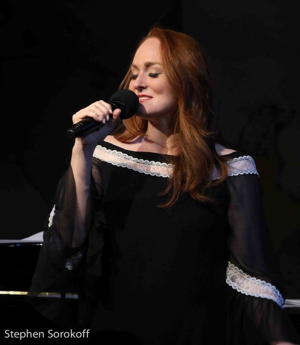 Photo Coverage: Tony Bennett Cheers Antonia Bennett Cafe Carlyle Debut Image