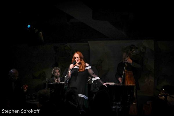 Photo Coverage: Tony Bennett Cheers Antonia Bennett Cafe Carlyle Debut Image