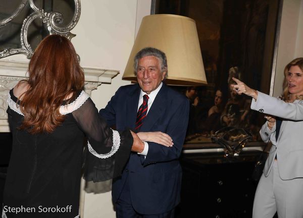Photo Coverage: Tony Bennett Cheers Antonia Bennett Cafe Carlyle Debut Image