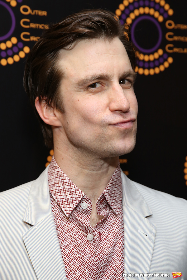 Gavin Creel  Photo