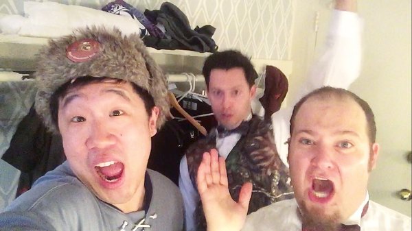 Photo Flash: GROUNDHOG DAY Vogues Before Act 2, HAMILTON Chicago Shares Make Up Routine, and More Saturday Intermission Pics! Image