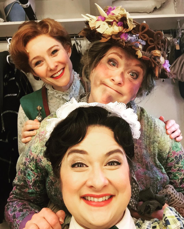 Photo Flash: GROUNDHOG DAY Vogues Before Act 2, HAMILTON Chicago Shares Make Up Routine, and More Saturday Intermission Pics! Image