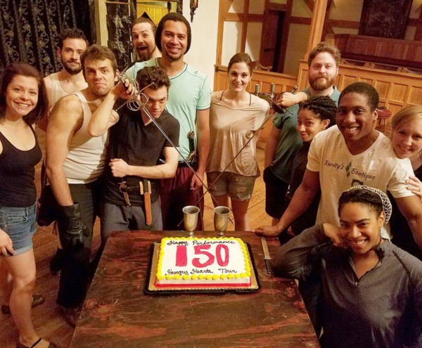 Photo Flash: GROUNDHOG DAY Vogues Before Act 2, HAMILTON Chicago Shares Make Up Routine, and More Saturday Intermission Pics! Image
