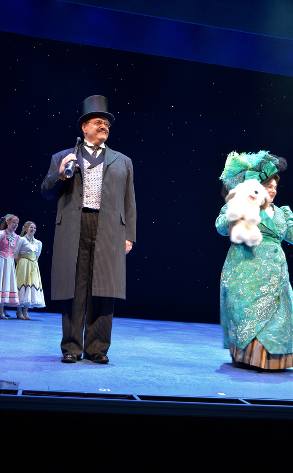 Photo Coverage: Cast of Paper Mill Playhouse's MARY POPPINS Takes Opening Night Bows Image