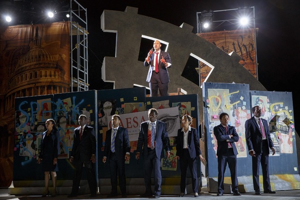 Photo Flash: First Look at Gregg Henry and More in JULIUS CAESAR at Shakespeare in the Park  Image