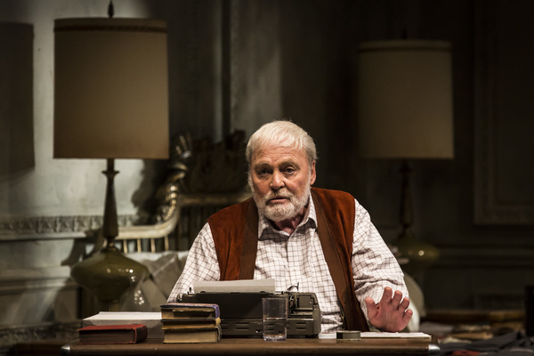 Photo Flash: First Look at Stacy Keach as Ernest Hemingway in PAMPLONA at the Goodman Image