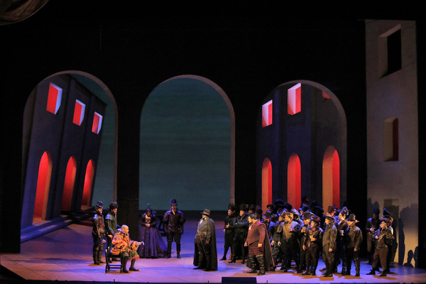 Photo Flash: RIGOLETTO Opens Tonight at San Francisco Opera 