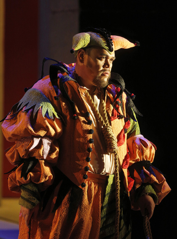 Photo Flash: RIGOLETTO Opens Tonight at San Francisco Opera Image