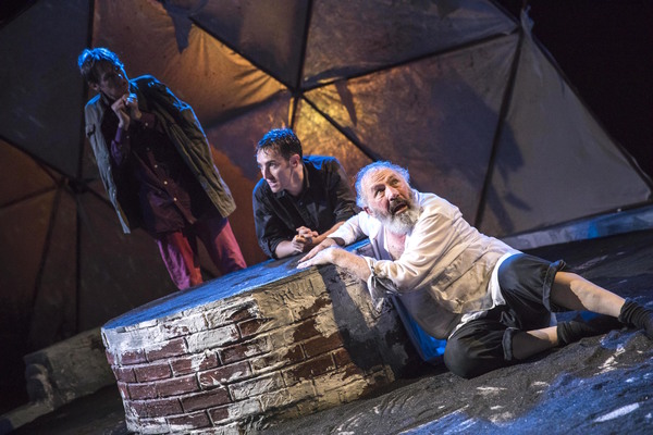Photo Flash: First Look at KING LEAR at Avant Bard Theatre 