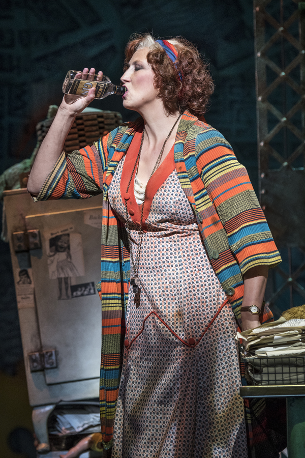 Photo Flash: We Think She's Gonna Like It Here! First Look at ANNIE in the West End Image