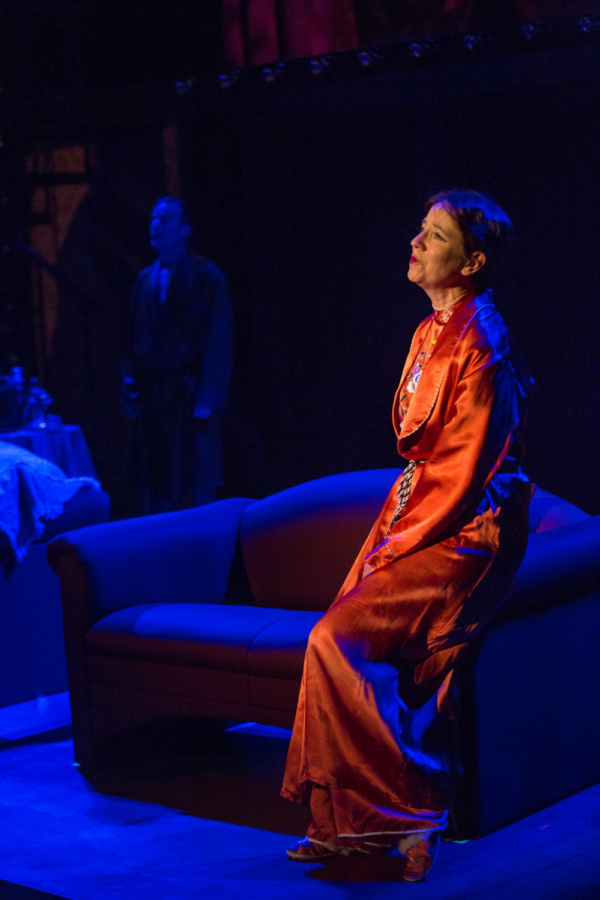 Photo Flash: First Look at VICTOR/VICTORIA at Revival Theatre Company Image