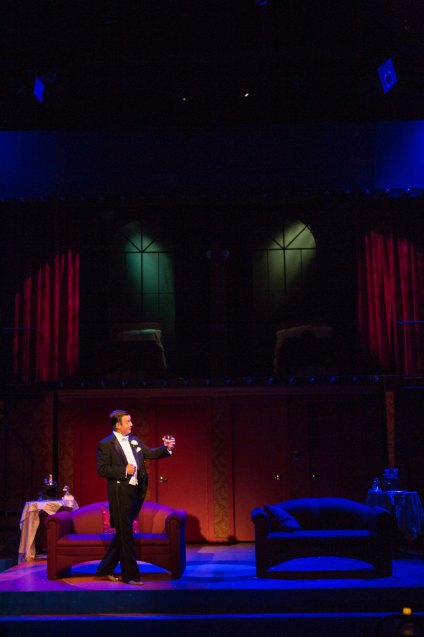 Photo Flash: First Look at VICTOR/VICTORIA at Revival Theatre Company Image