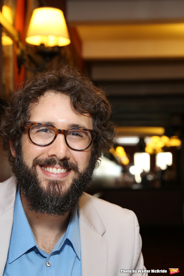 Photo Coverage: What About Josh? Josh Groban Receives Sardi's Portrait Image