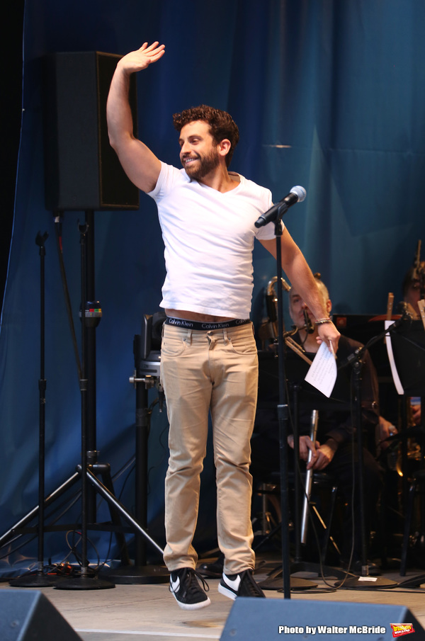 Photo Coverage: The Stars Sang Out! On Stage at Stars In The Alley Image