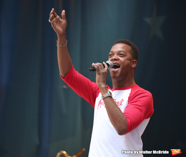 Photo Coverage: The Stars Sang Out! On Stage at Stars In The Alley Image