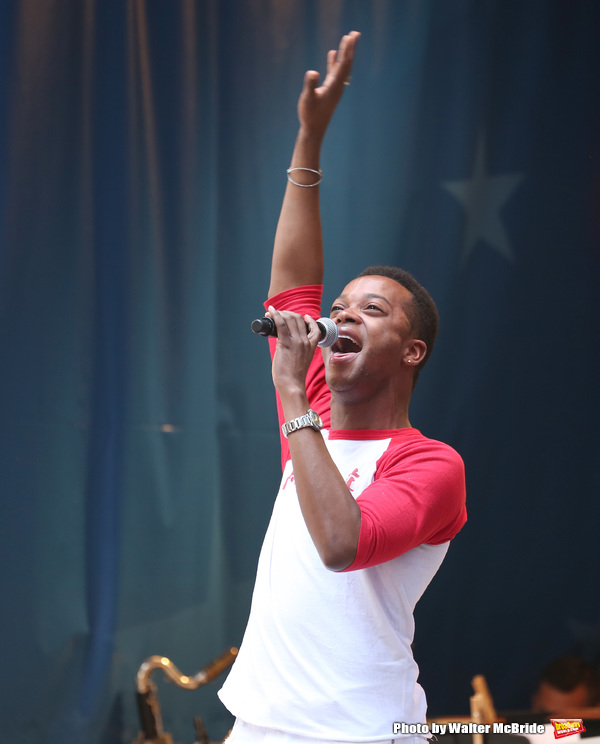 Photo Coverage: The Stars Sang Out! On Stage at Stars In The Alley Image