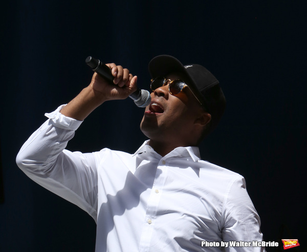 Photo Coverage: The Stars Sang Out! On Stage at Stars In The Alley Image