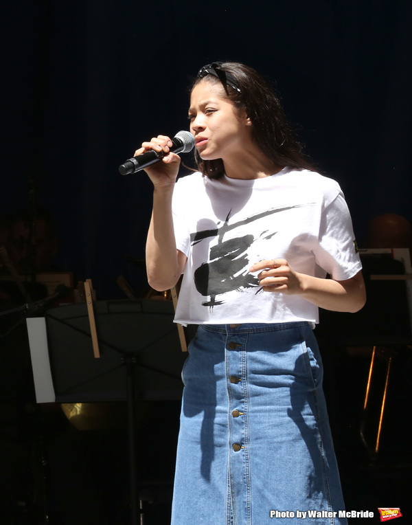 Photo Coverage: The Stars Sang Out! On Stage at Stars In The Alley Image
