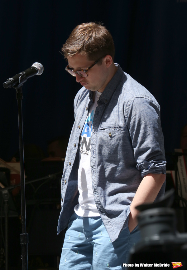 Photo Coverage: The Stars Sang Out! On Stage at Stars In The Alley Image